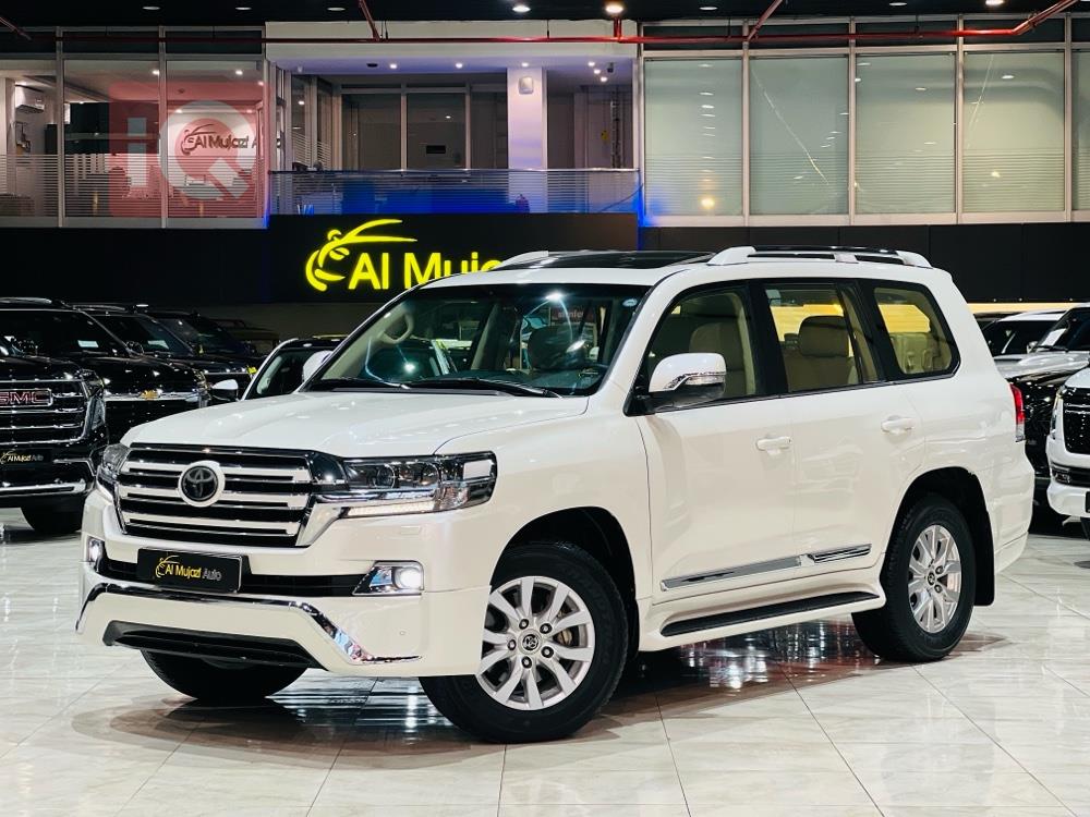 تۆیۆتا لاند کروزەر